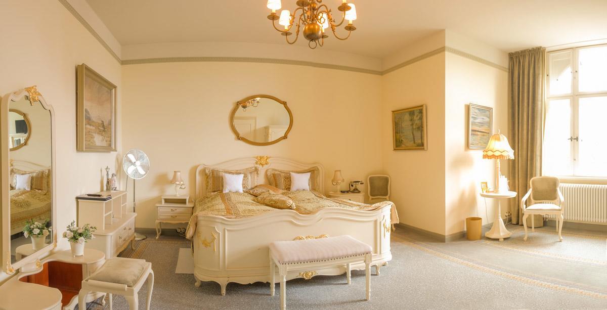Villa Vier Jahreszeiten Crimmitschau Εξωτερικό φωτογραφία